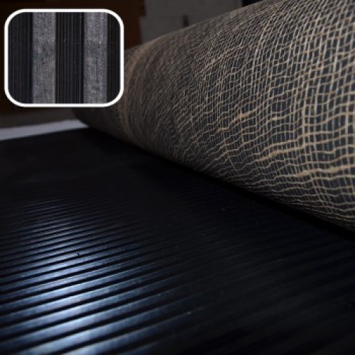Rollo de pavimento de goma con relieve rayado grueso con base RW3 C/B